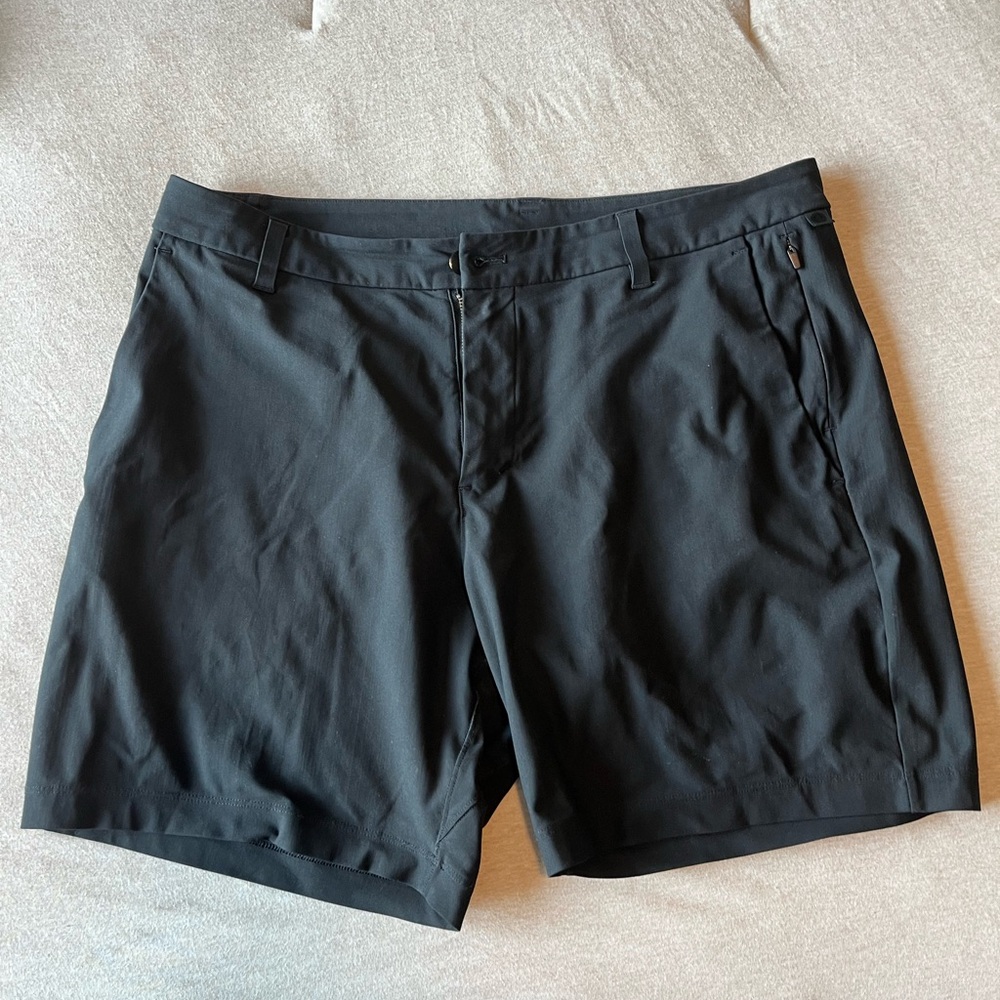 ABC Warpstreme shorts. 34 waist and 7” inseam. Great preowned condition